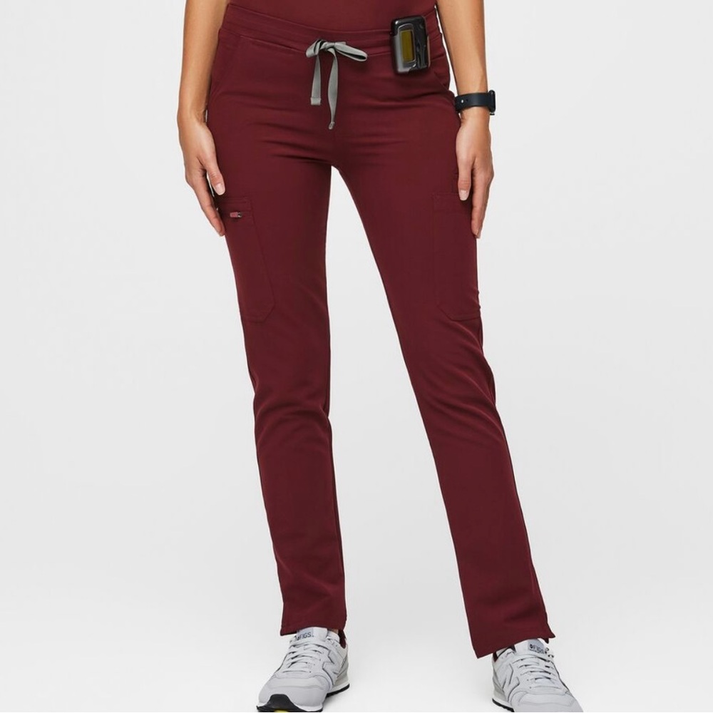 FIGS SCRUBS